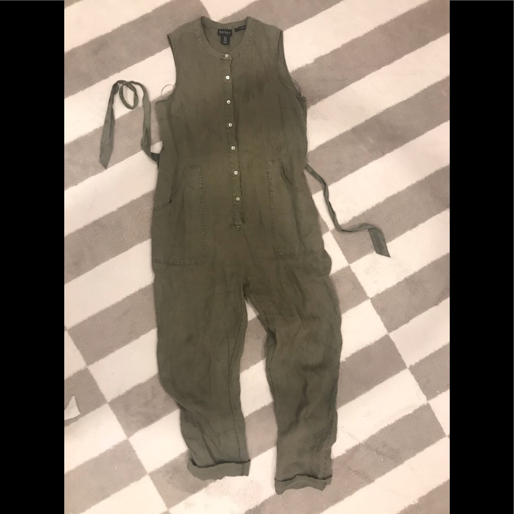 100 % Linen  sleeveless jumpsuit sz10